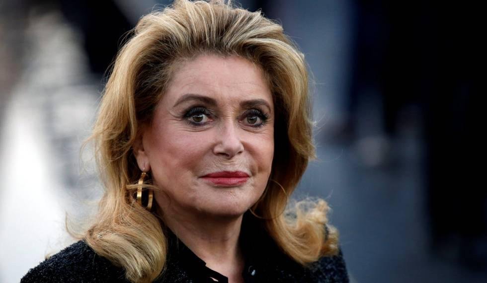 Tras el ACV, Catherine Deneuve continúa internada en París