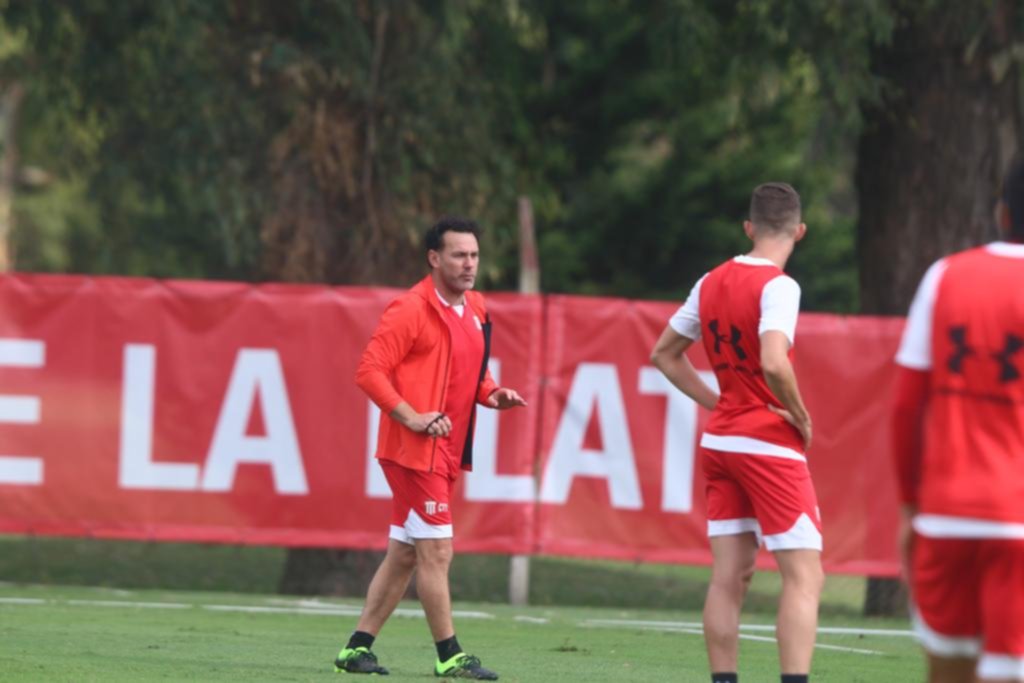 Milito ya piensa en el Decano y la principal incógnita es el reemplazante de Schunke