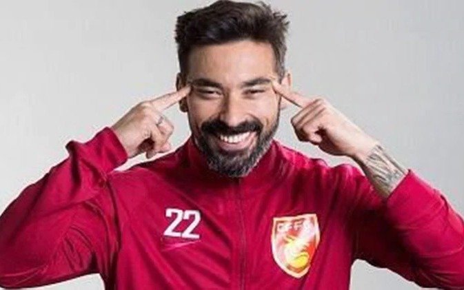 El "Pocho" Lavezzi anunció su retiro aunque hay un club argentino que lo quiere