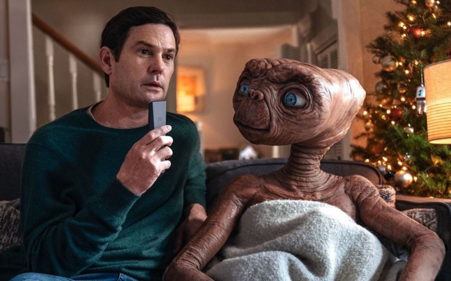 El regreso sorpresa de E.T.: Elliot  y su amigo extraterrestre se reencontraron tras casi 40 años