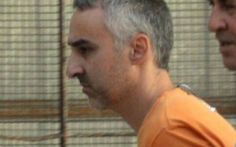 Confirman arresto domiciliario para el padre de Renzo Villanueva 