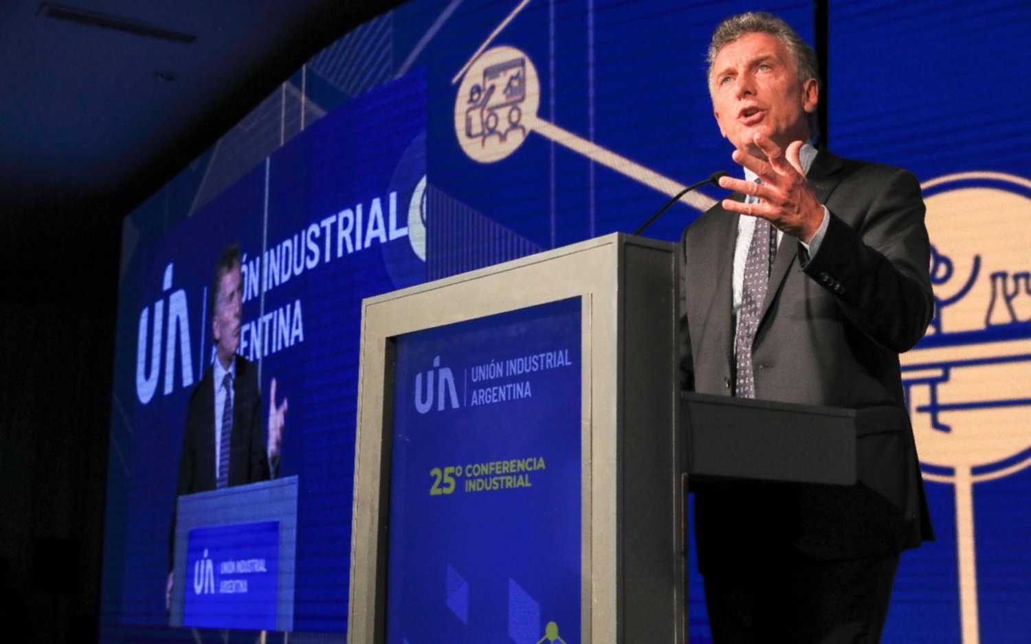 Macri en la UIA: le pidió al próximo gobierno "seguir trabajando para lograr el equilibro fiscal"