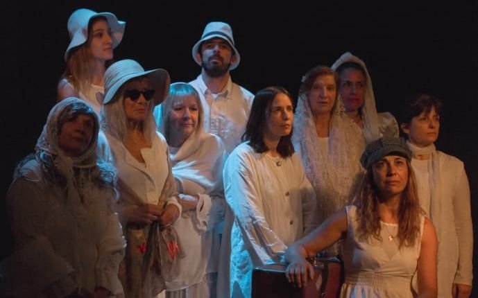 Más de una docena de actores de La Plata en una obra sobre el exilio