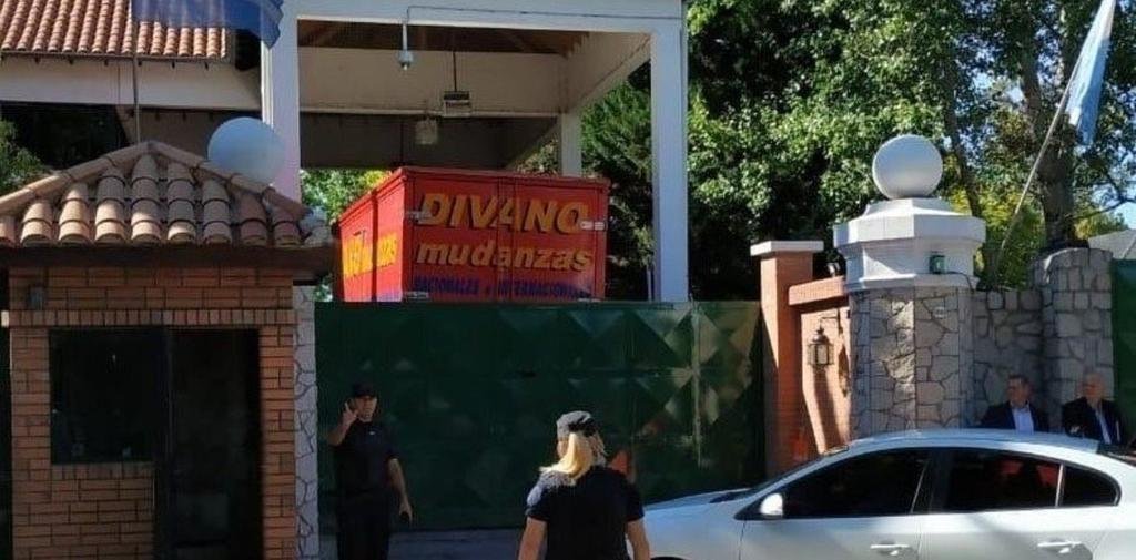 Macri y Juliana Awada iniciaron la mudanza de la Quinta de Olivos