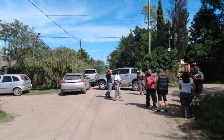 Piquete de vecinos de Gorina por una batería de reclamos