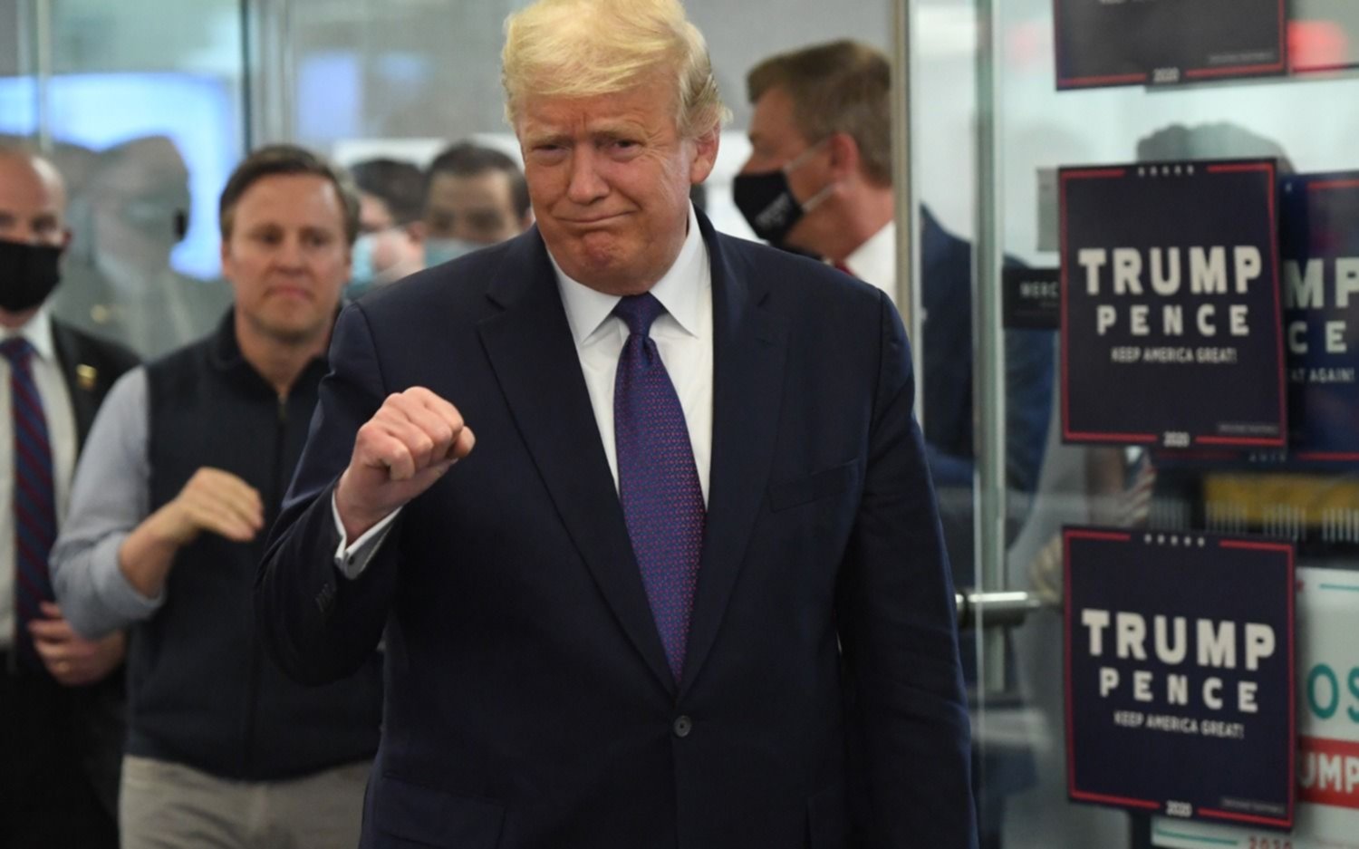 Trump presiona para conocer el ganador de las elecciones hoy mismo