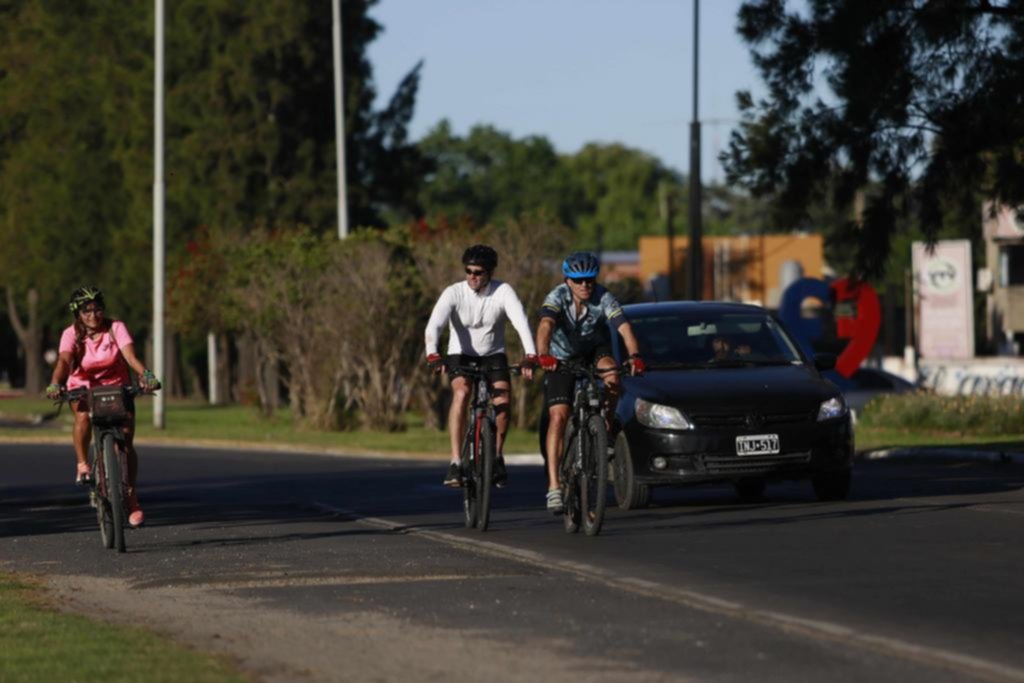 El “boom” de las bicicletas renueva el reclamo por más sendas seguras en la Región