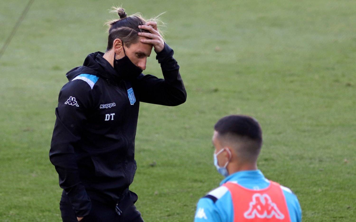 Lo que habló Beccacece con sus jugadores después de la goleada