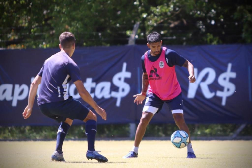 Paradela se metió en el equipo y estará desde el arranque