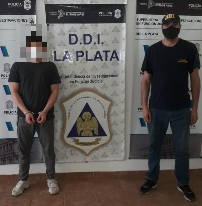 Pese a sus dos pitbull, lo detuvieron por romperle la nariz a otro hombre