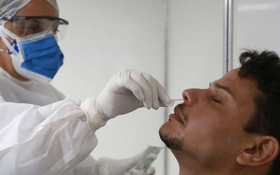 Covid: 8.037 casos y 213 muertes en el país
