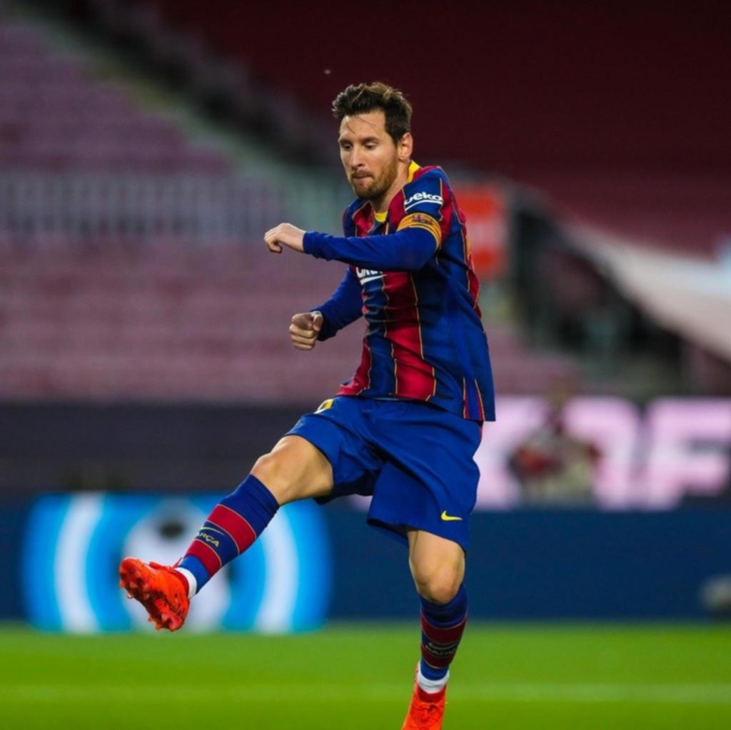 Un tiempo le alcanzó a Messi para llevar al Barça al triunfo