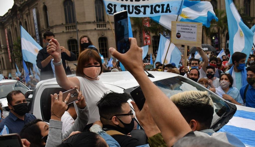 Otra vez hubo movilización a Olivos y cacerolazos a Cristina