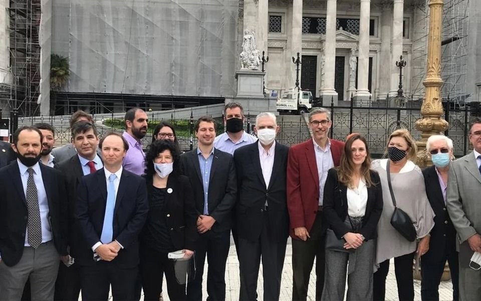 “Republicanos Unidos”: acuerdo de cuatro partidos liberales de cara a las legislativas
