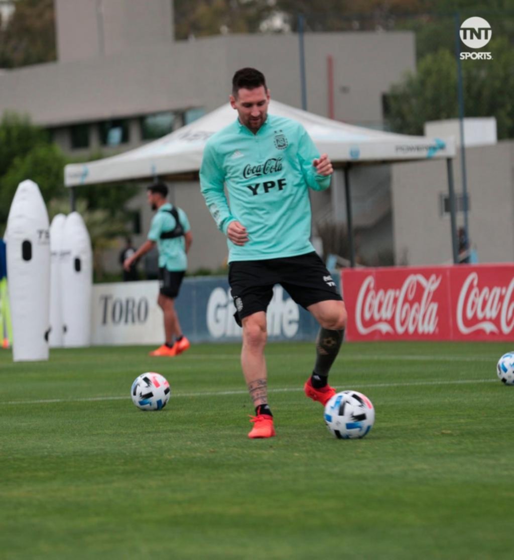 La Selección, con Messi a la cabeza, se reunió en Ezeiza y ya puso el foco en Paraguay
