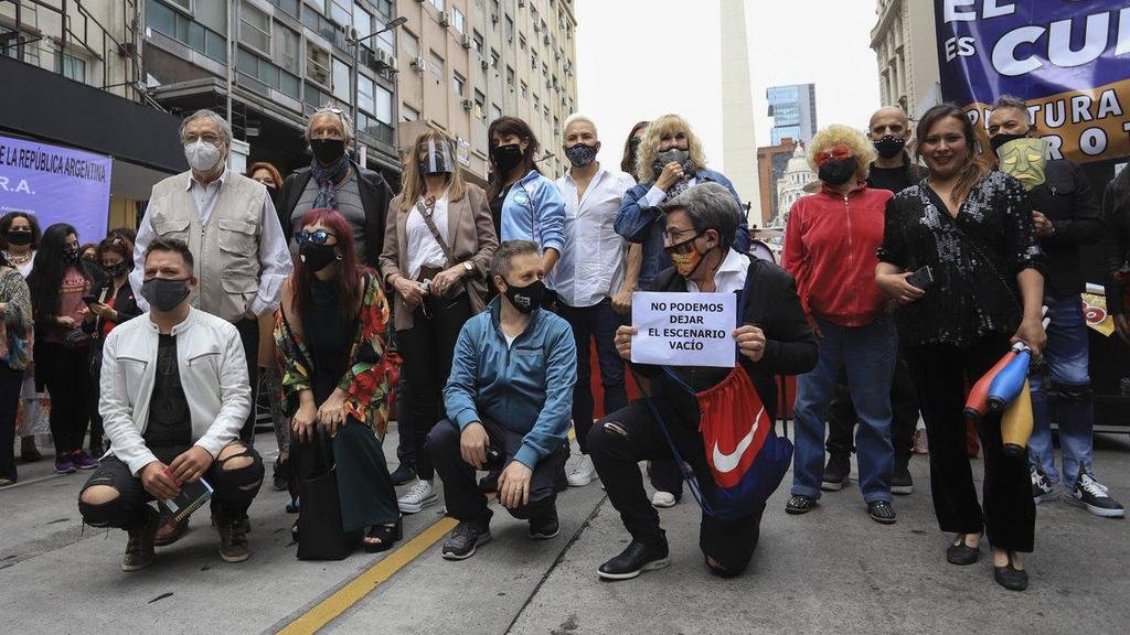Regresa el teatro presencial con protocolos y sujeto a aprobación