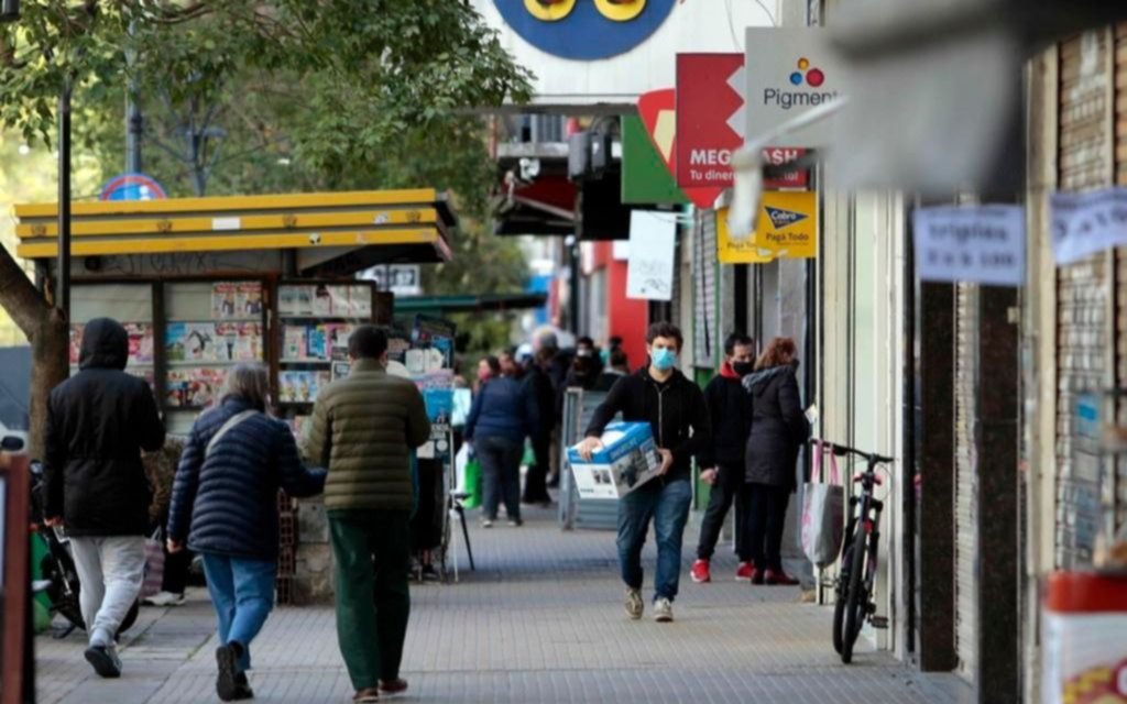 El 70% de los comercios registró caída de ventas en los últimos siete meses, según la CAC