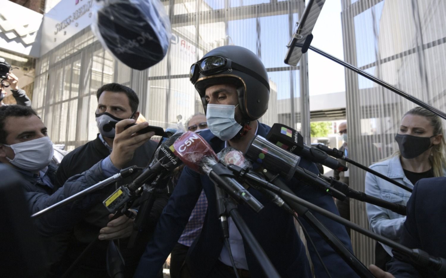 El médico de Maradona dijo que "el alta de Diego es inminente"