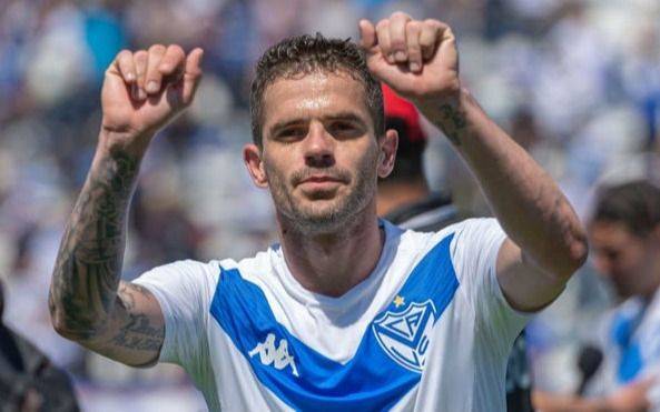 Las versiones que hablan de Gago como ayudante de campo de un DT amigo suyo
