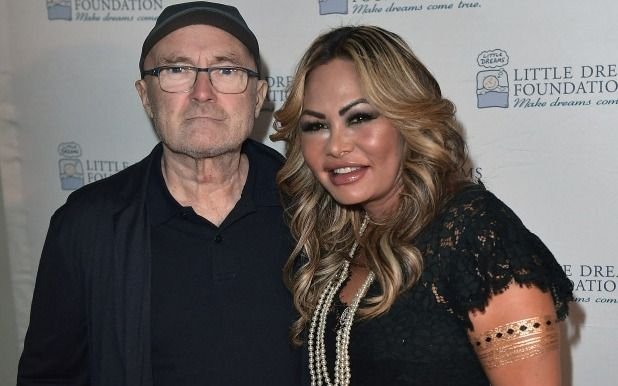 La ex de Phil Collins lo trata de sucio e impotente tras dejarlo por mensaje y usurpar su mansión