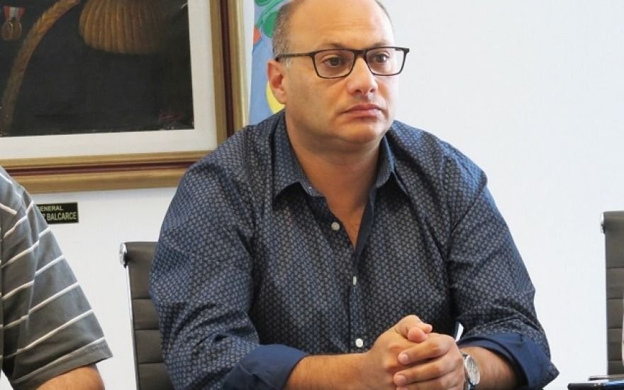 El intendente de Balcarce Esteban Reino tiene coronavirus