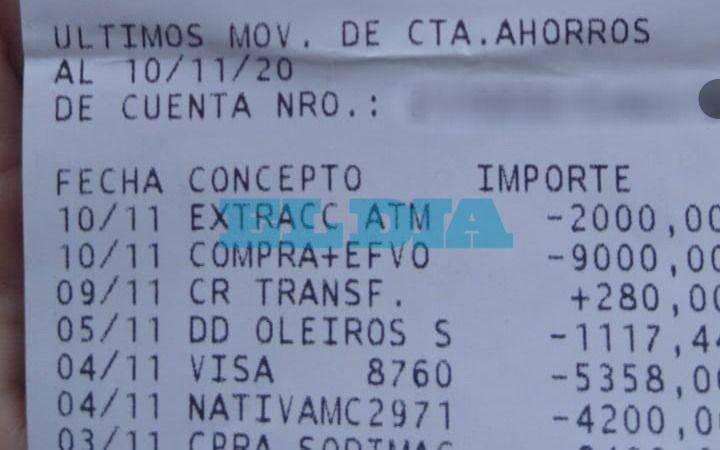Denunció que le hicieron un "doble débito"  tras retirar dinero en una estación de servicios