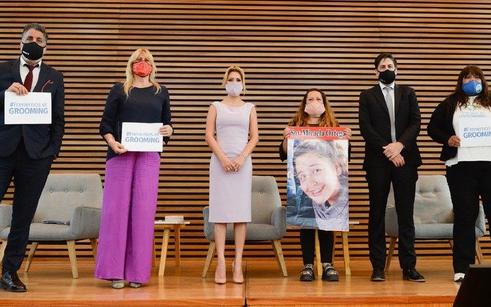 El Gobierno presentó la Campaña Nacional de Concientización y Prevención contra el Grooming