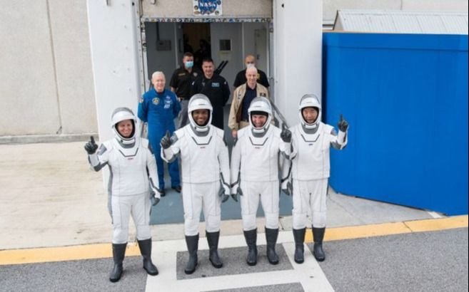 Postergan el lanzamiento de nave de SpaceX con astronautas de la Nasa a bordo