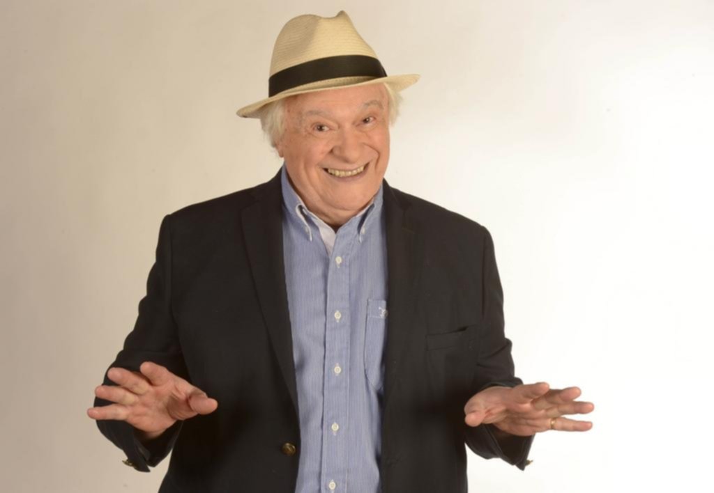 Héctor Larrea se retira de la radio: “Ya es hora de quedarse en casa”