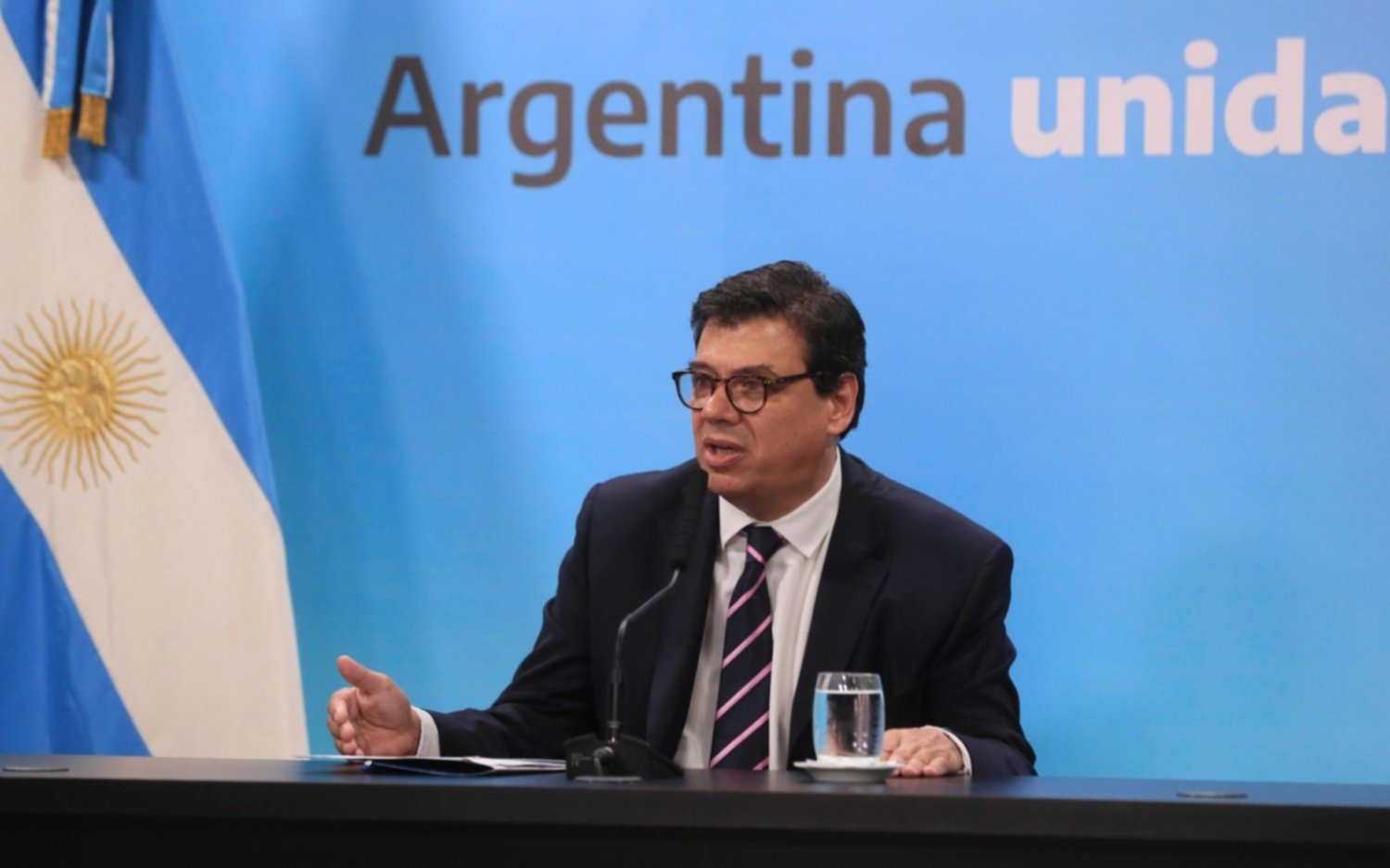 Confirman la prórroga de la prohibición de despidos y doble indemnización