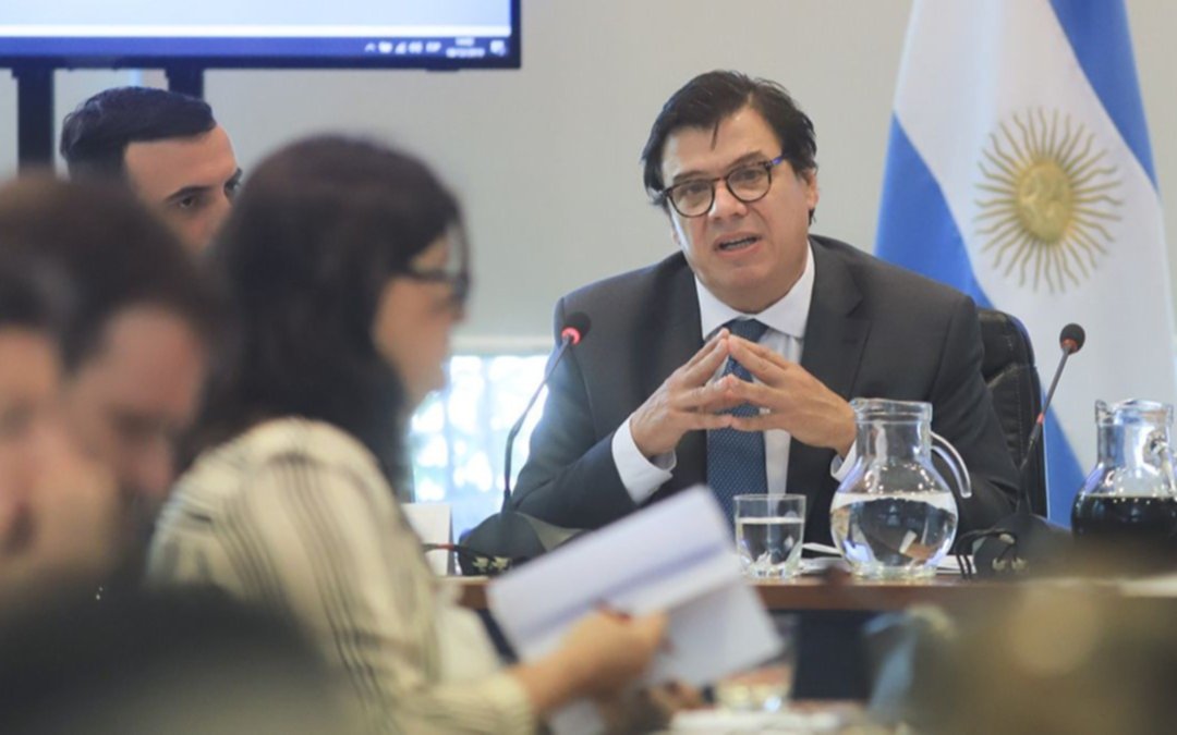 Desde el Gobierno aseguran que "jubilados van a seguir el incremento de haberes de trabajadores activos"