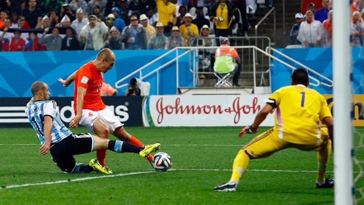 Notable carrera a nivel clubes y referente total en la Selección