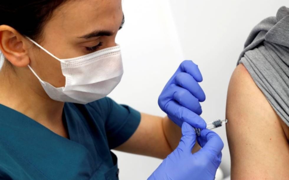 Buscan 6000 voluntarios en el país para probar la vacuna de Janssen contra el coronavirus 
