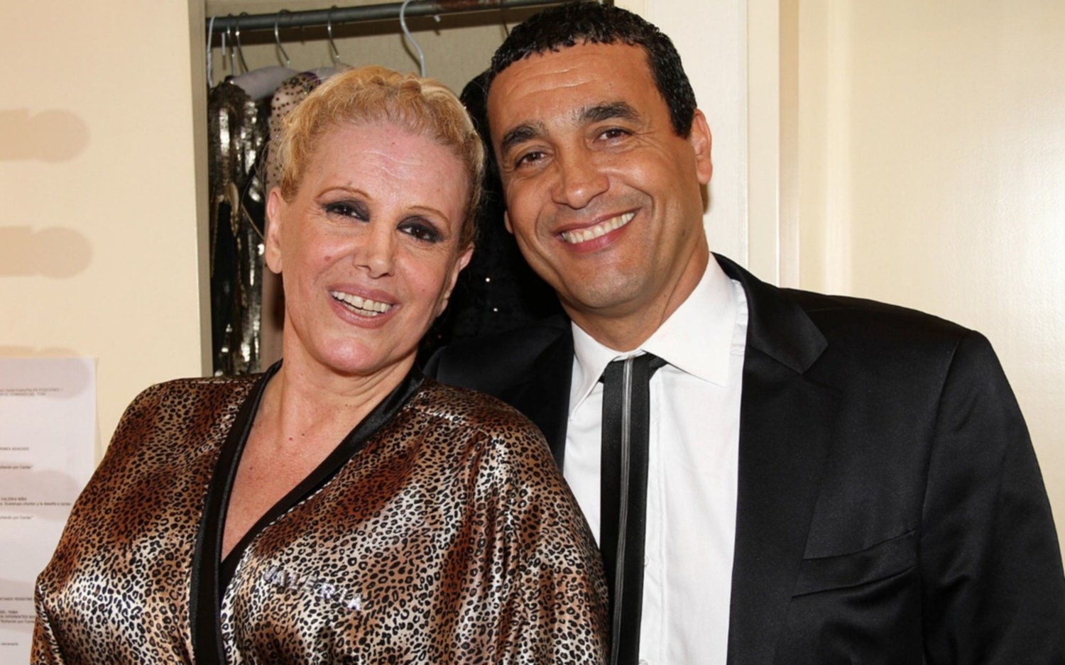 El exmarido le reclama 200.000 pesos por mes a Valeria Lynch