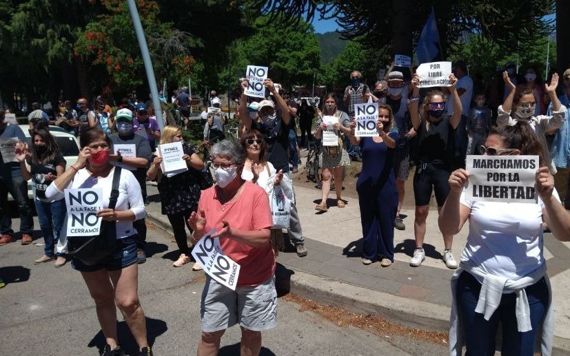 Darían marcha atrás con la Fase 1 en San Martín de los Andes por las protestas de los comerciantes