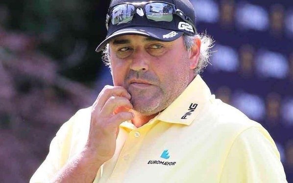 Sigue firme el pedido de captura para el golfista Ángel "Pato" Cabrera por violencia de género