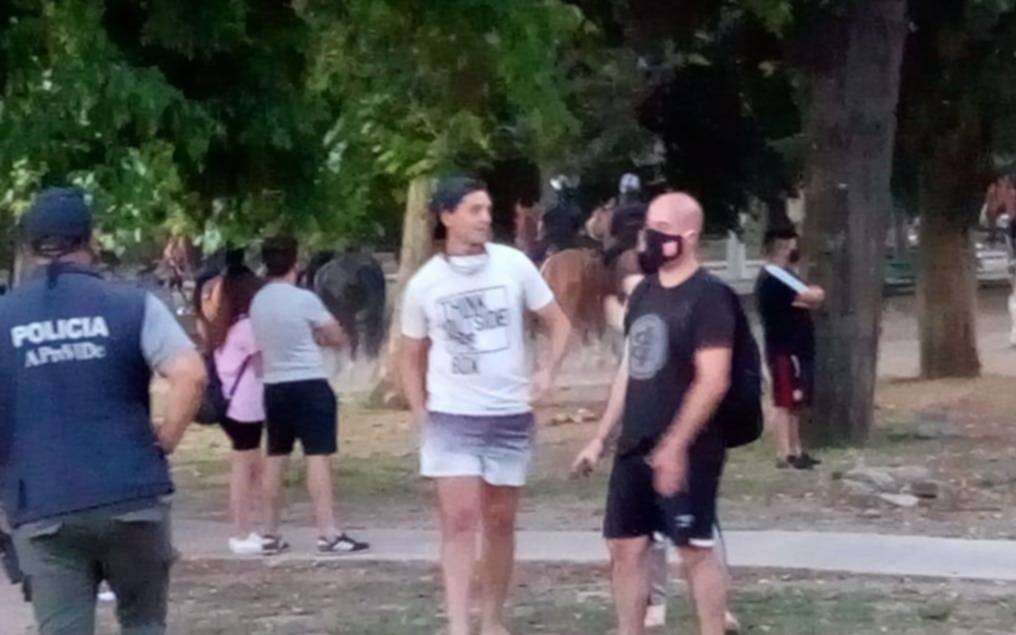 Cruce entre hinchas de Estudiantes y Gimnasia que terminó con balas de goma