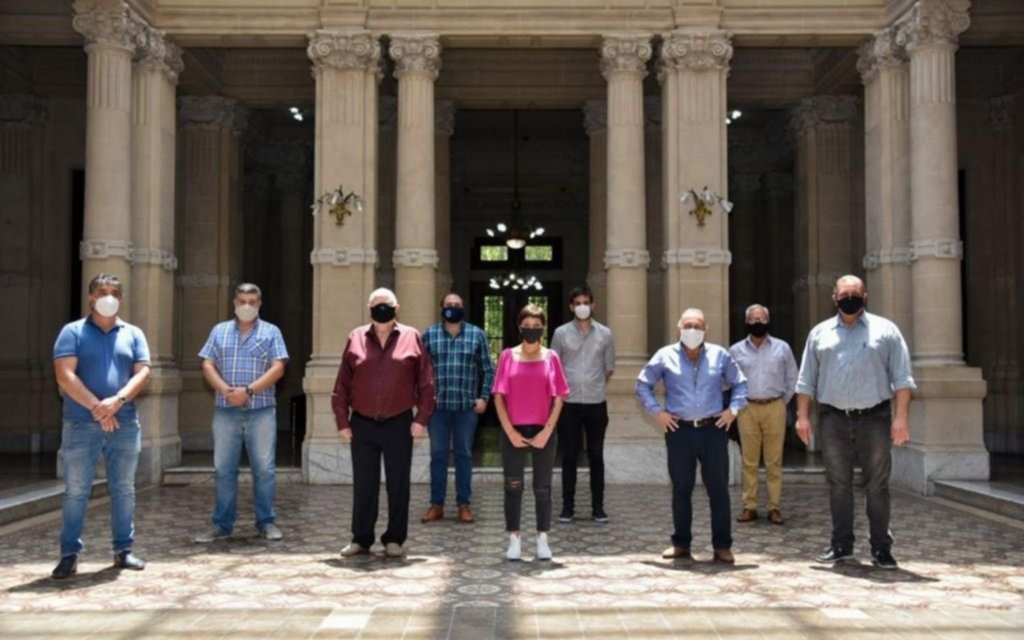 Aumento y bono para municipales