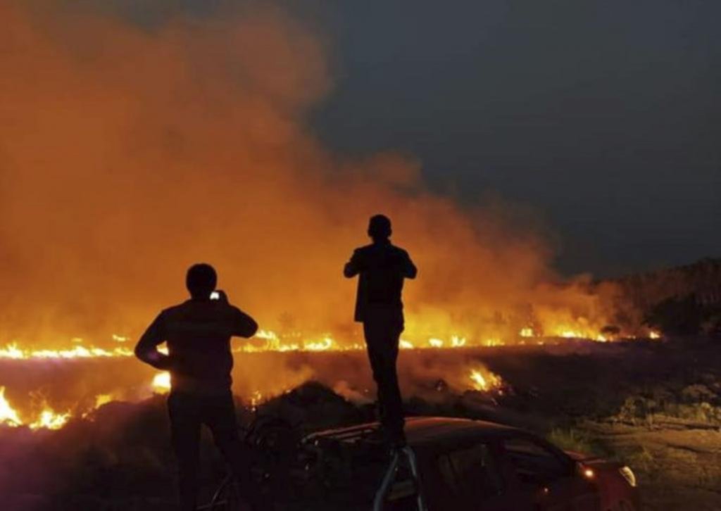 Avanzan los incendios rurales y ya afectan a miles de hectáreas en Corrientes y Misiones
