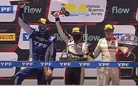 El platense Moscardini se subió al podio en la primera carrera del Súper TC2000