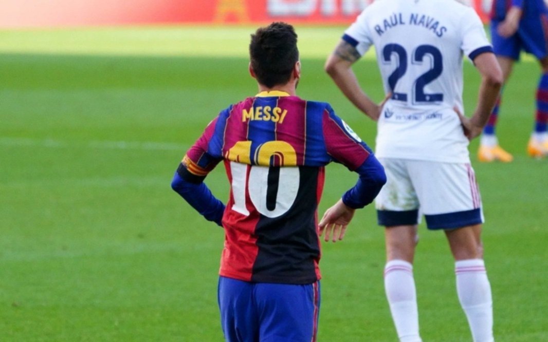 El lado B del homenaje de Messi a Maradona: una nueva "rebeldía" y conflicto entre marcas
