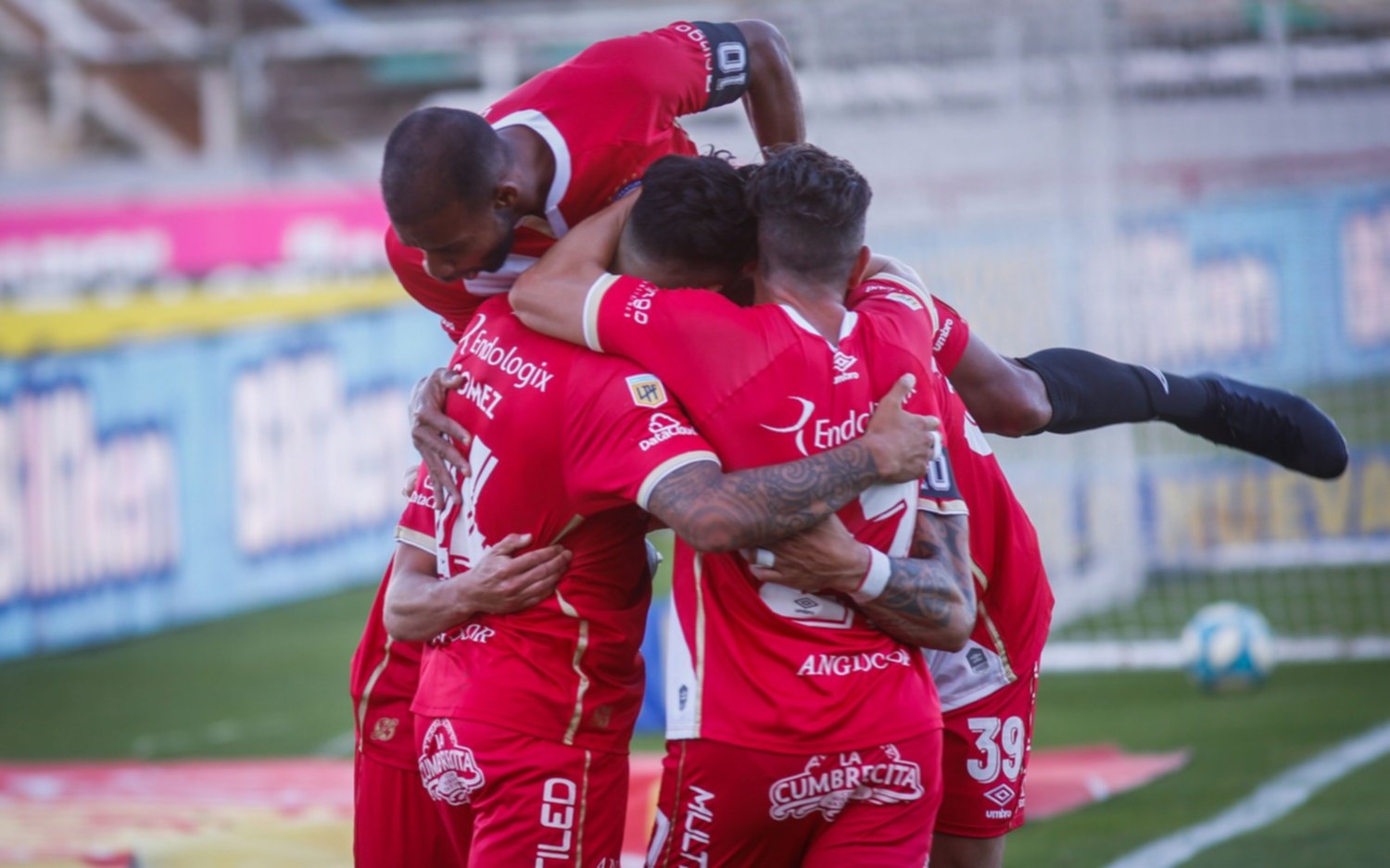 Argentinos goleó a Aldosivi y Estudiantes sigue con chances de clasificar a Fase Campeonato