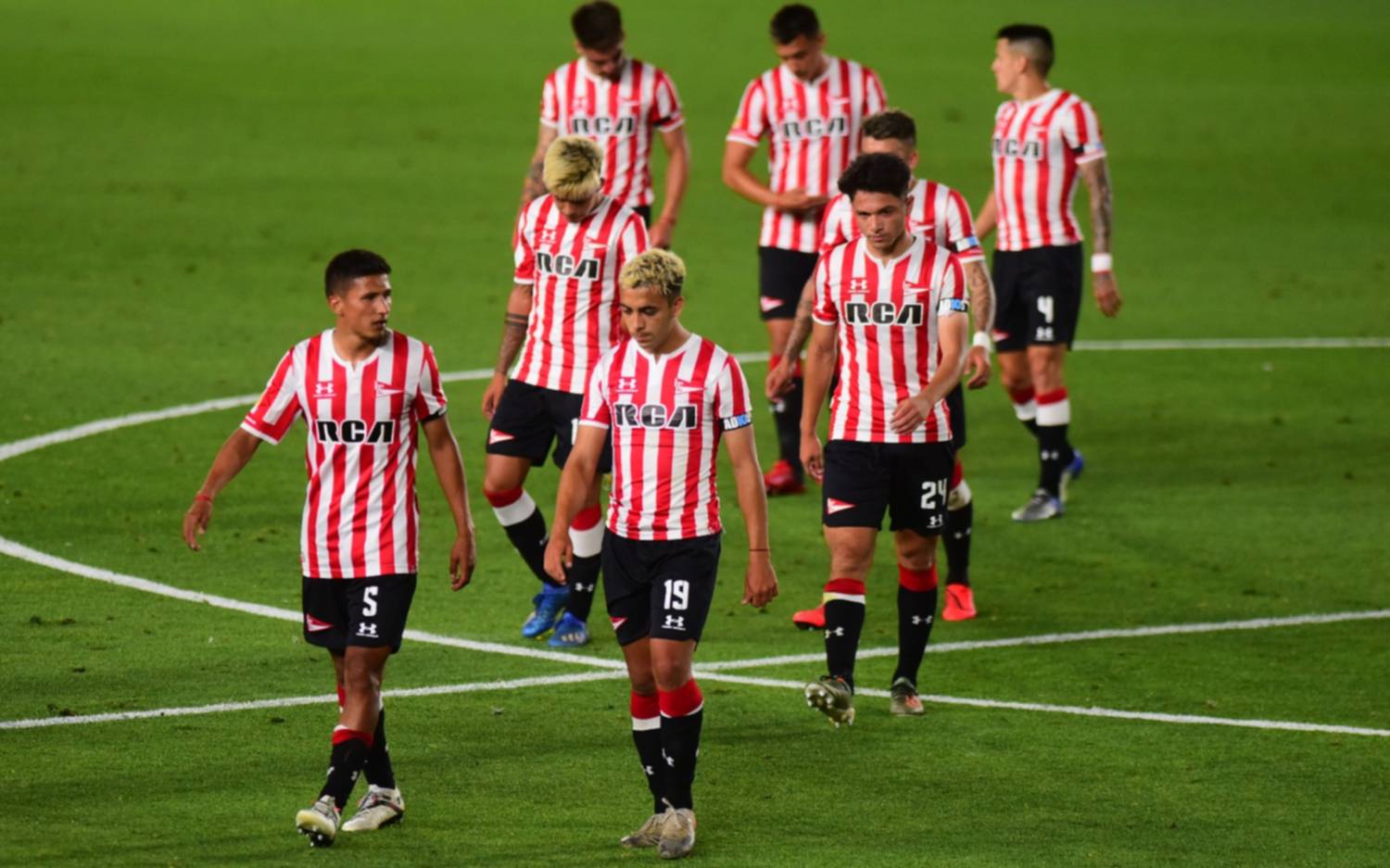 Estudiantes empató en cero ante San Lorenzo y quedó afuera de la Fase Campeonato: once partidos sin ganar y cinco sin marcar goles