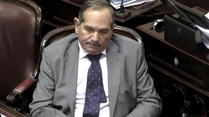 Alperovich, internado en terapia intensiva