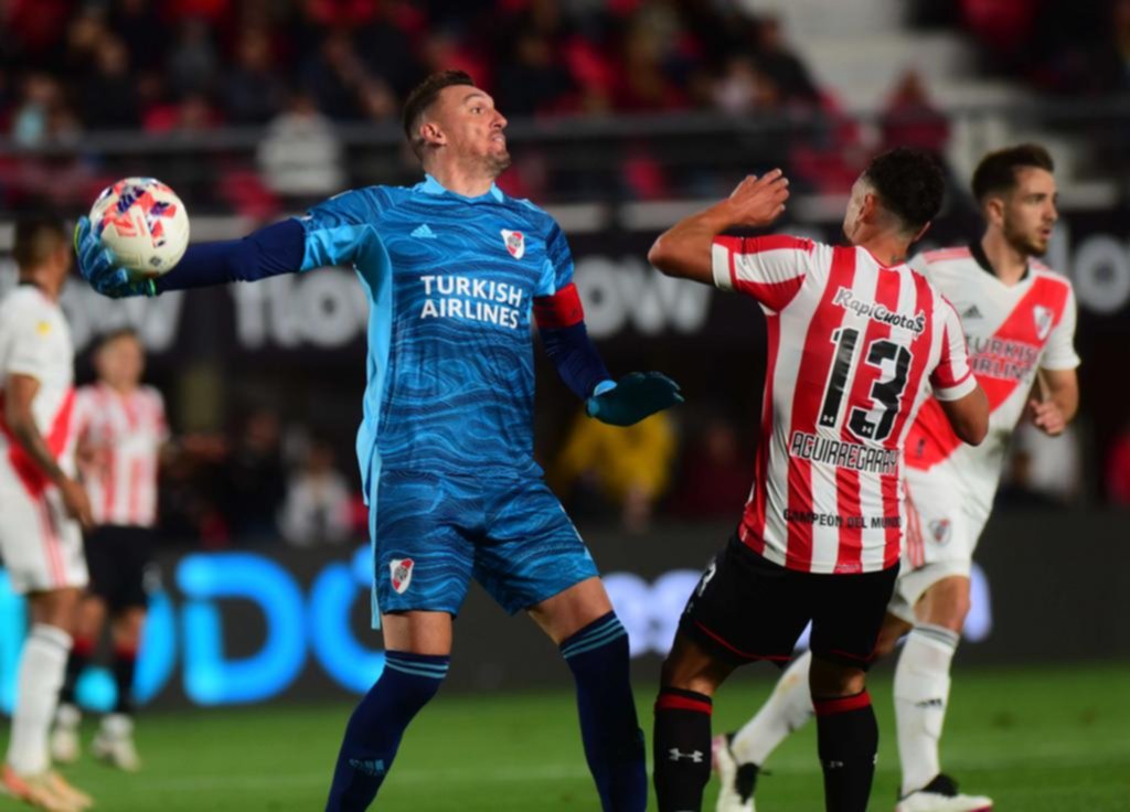 “Estudiantes no es un equipo que juega, es todo choque”