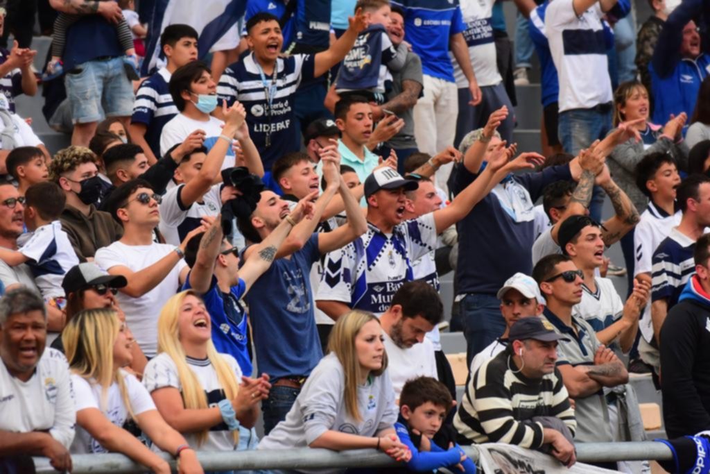 Ante Banfield, sería la despedida de 25 y 32