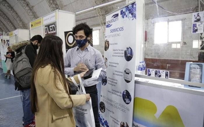 Expo Joven: más de 4.000 oportunidades laborales y becas de más de 100 empresas
