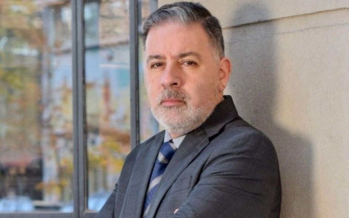 Dos periodistas y un intendente, la fórmula que enfrentará a Moyano en Independiente