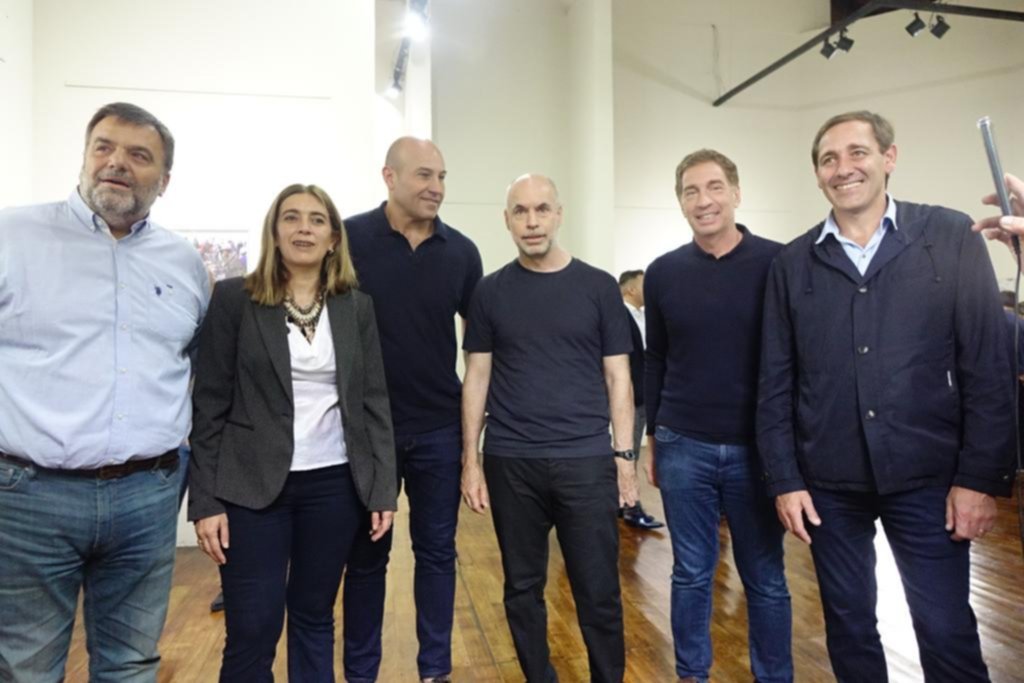 Santilli y Larreta, de campaña en La Plata