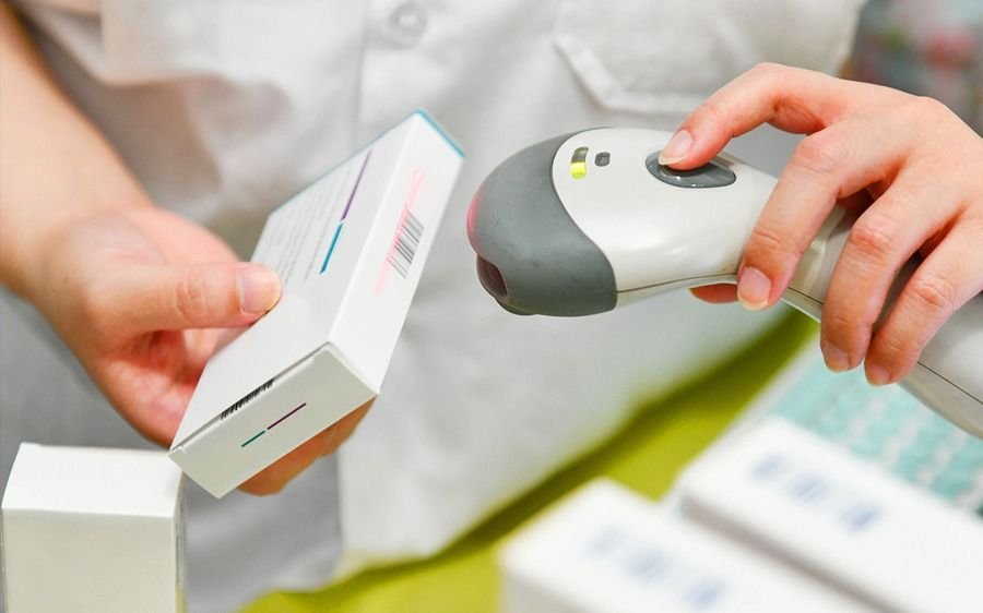 El Gobierno acordó con los laboratorios para congelar el precio de los medicamentos